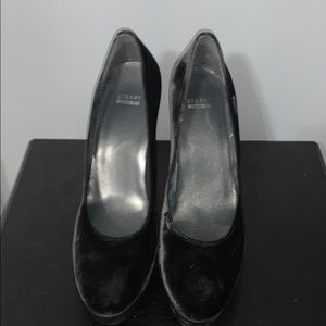 Stuart Weitzman Silhouette heels!